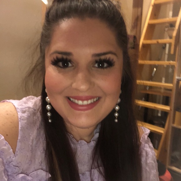 Meet your Posher, Cheyanne - Picture 1 of 1